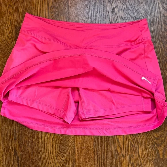 Nike Hot Pink Sports Skirt - Picture 3 of 5